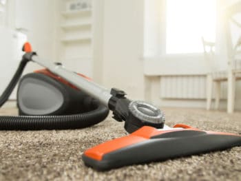 How to Clean a Vacuum Cleaner
