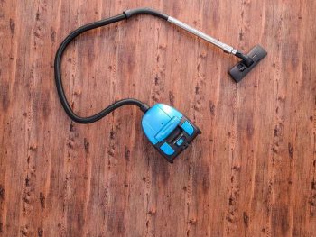 Best Vacuum For Hardwood Floors and Carpet