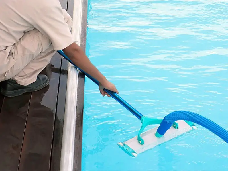 Top 15 Best Pool Vacuum Cleaners on The Market in 2021