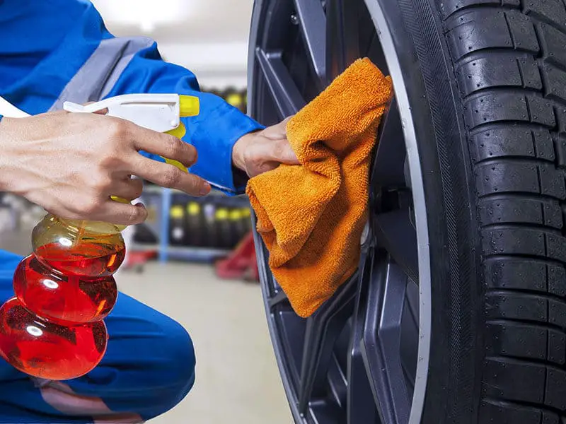 Cleaning rim and Tire